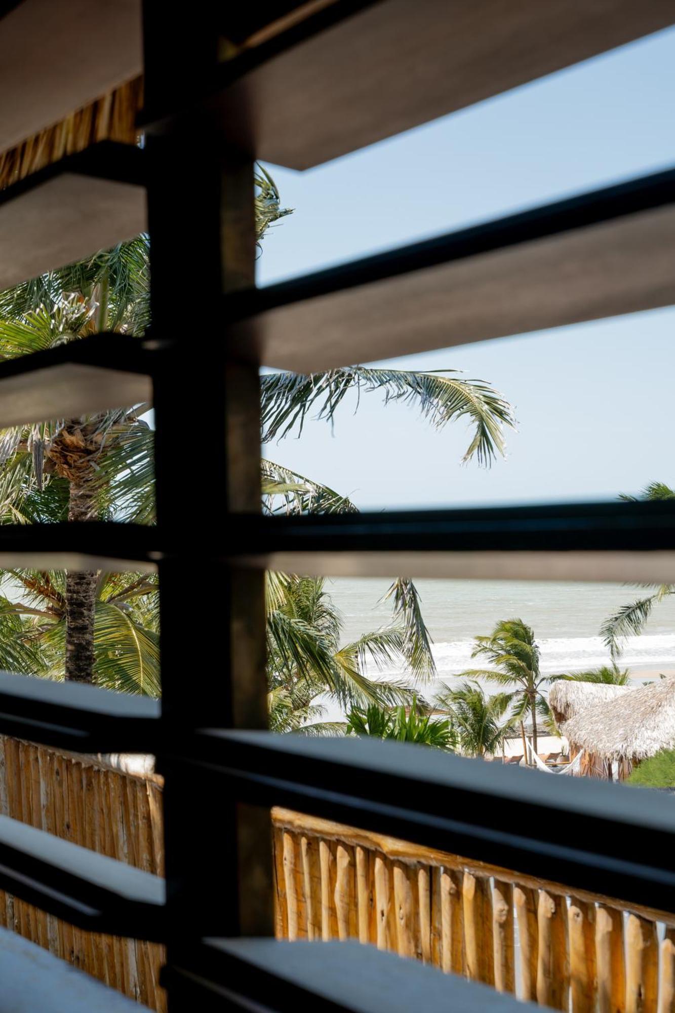 Mango Hotel